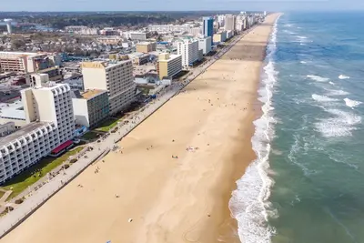 Image de Nouvellement rénové Condo Oceanfront Dans le «cœur» de la bande Resort.