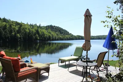 Image de Beau Lakefront Cottage, St Andrews Nb