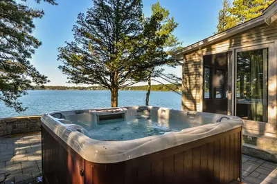 Image de Belle, Waterfront Paradise, à proximité de Cape Cod et Onset Beach!