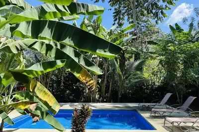 Image de 15 minutes from the beach - private pool -