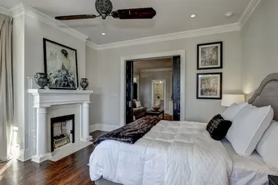 Image de Unité 1 - Luxe Entièrement meublé 2 chambres 1 salle de bain