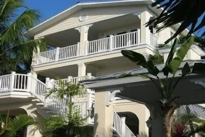 Luxury Oceanfront 'Mar Azul'