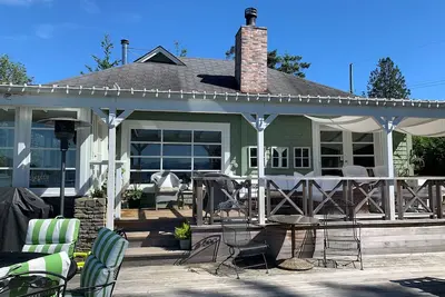Image de Bord de l'eau et vues sur l'eau, belle maison de vacances dans le Vésuve