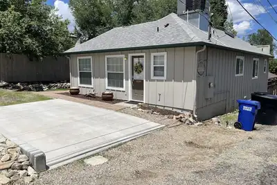 Image de 219 1/2 S Pleasant St. dans le centre-ville de Prescott