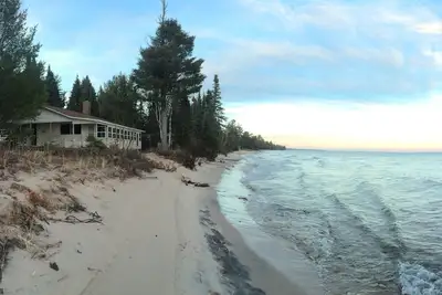 Image de Accès à la meilleure plage de sable blanc du Keweenaw!