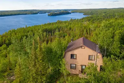 Image de Trois chambre cabine 20 miles au nord-est de Ely avec vue sur la Bwcaw # 8