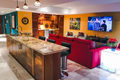 Image de Luxury Renovated 3 Bedroom, 4 Bath Bay View Grand Residencial ixtapa