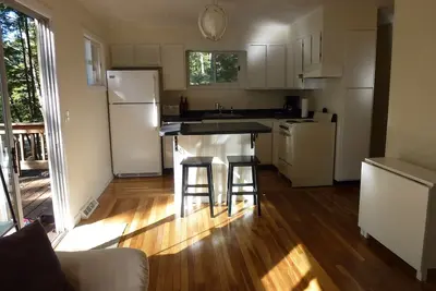 Image de Près du mont Sunapee - Prix pour la saison de ski, Chemins de randonnées, Accès au lac + Mo