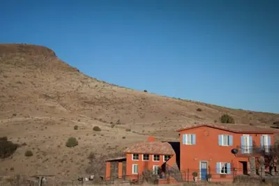 Image de Grande maison d'hôtes withpool / spa, vue à 360 degrés sur les montagnes, chevaux bienvenus