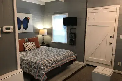 Image de Historic Tiny Cottage 535 dans le quartier historique de Savannah Construit en 1872