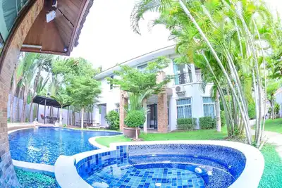 Image de Villa Tawanron à la plage