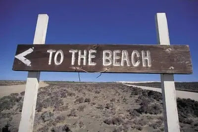 Image de Cottage * Steps To The Beach (21 septembre - 14 octobre disponible