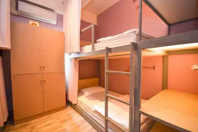 Image de Dortoir Féminin 4 Lits Superposés