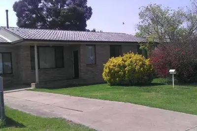 River House Mudgee. . . . . . .