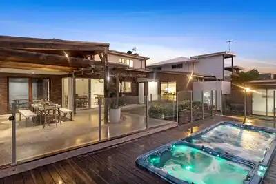 Image de 10 Ocean Drive - Port Fairy, Vic