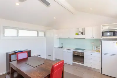 Image de Silvermist, 17 Poley Cow Lane