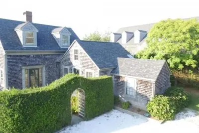 Image de Superbe maison en ville! 3 br, / 3ba, véranda-3 niveaux de vie et parkingx2