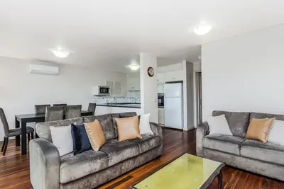 Image de The Moorings - Absolute River Frontage