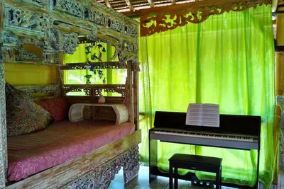 Image de Villa \"Bali Paradise\" 5br. Deux maisons 3br + 2br, piscine, grand jardin.