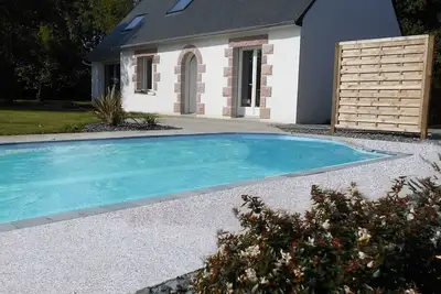 Image de Maison avec piscine chauffée, spa et sauna, grand jardin