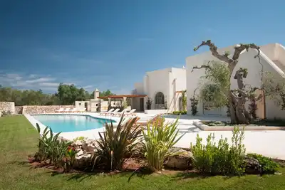 Image de Vente Flash Août - Splendide Villa avec piscine à débordement des Pouilles