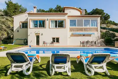 Image de Belle villa Corriol à Javea, 6 personnes avec air conditionné, wifi et piscine