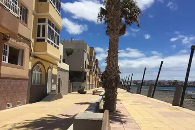 Image de Appartement PREMIÈRE Ligne Sur La Plage: 2 Chambres, 2 Salles De Bains, Internet Fre