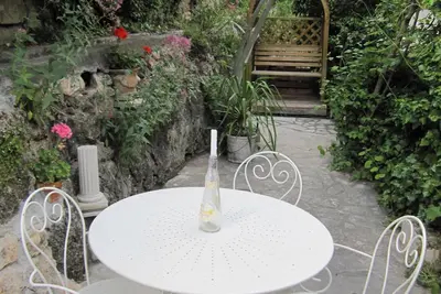 Image de La Cascade: A delightful apartment in an old olive mill in Aups, Provence