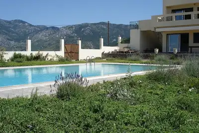 Image de Villa isolée avec piscine privée sur l'île préservée d'Eubée