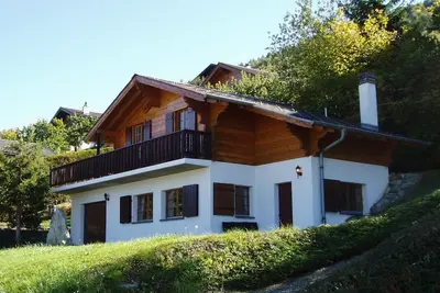 Image de Private vacation chalet in a sunny location with fantastic views at fair prices