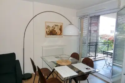 Image de Bel appartement T2  40m2 Loggia 10m2 sur jardin Antigone Rives Lez