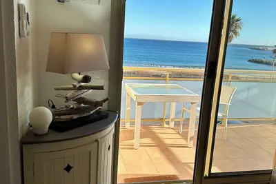 Image de Magnifique T3 climatisé, face mer 2 chambres, ascenseur, Internet, Park fermé.