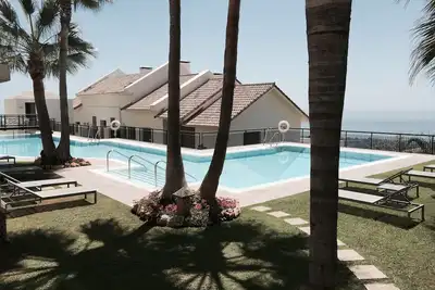 Image de \"The View\" @ Los Monteros Hill Club - Lmhc Marbella, Puerto Banus 15 minutes