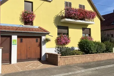 Image de Alsace gite climatisé dans maison ind. prox Colmar garage vélo jardin.