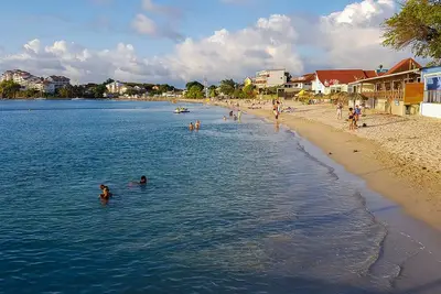 Image de Appartement type F2 bas de villa à 500 m de la plage