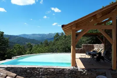 Image de Mas cévenol de 1666 authentique écologique et autonome en pleine nature