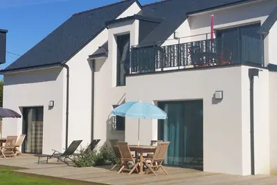 Image de Appartement de plain-pied avec terrasse, spa et sauna