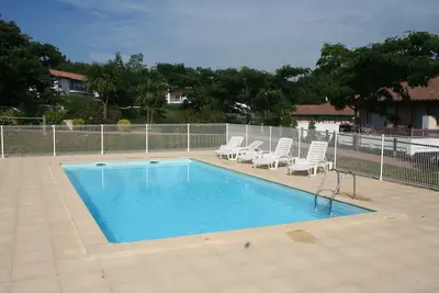 Image de Ravissant T2 terrasse sud, res standing, piscine, wifi