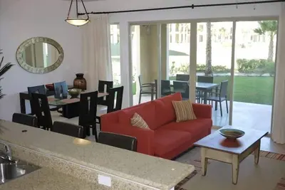 Image de 1er étage Condo sur la plage à Paraiso del Mar Resort 3br / $ 890 / sem ou 2br / $ 750 / sem