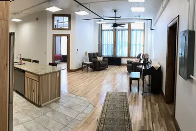 Image de Mary Innes Lofts- # 105- 2bd