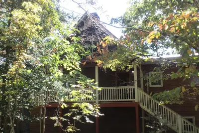 Image de Front de rivière, vignobles, et bain à remous