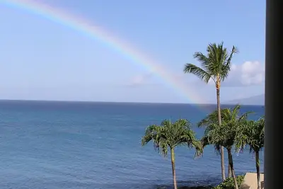 Image de Napili Point C-22 offre une vue fantastique sur le front de mer et de magnifiques couchers de soleil
