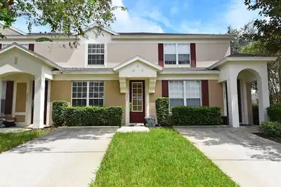 Image de Maison de ville magnifique - 3. 5 miles de Disney