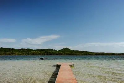 Image de Le chalet Irwin sur le petit lac Traverse