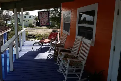 Image de Dockage 3/3, Wifi, voiturette de golf netflix et location de bateaux disponibles