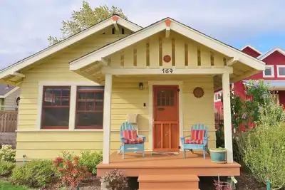 Image de Charmant cottage historique à seulement 4 pâtés de maisons du centre-ville (licence Pa 17-248)