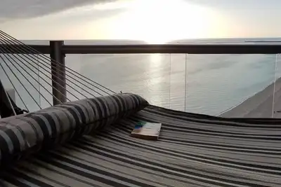 Image de Meilleure vue / emplacement, immense grande salle, phase 2, chambre superposée en prime, tarif le plus bas pour les propriétaires