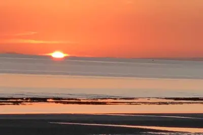 Image de Las Palomas Phase 2 Tropical Modern Beach Condo w / Beautiful Sunset Views!