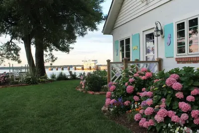 Image de James River Beach Cottage - Plage privée et jetée - Région de Williamsburg et Jamestown
