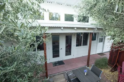 Image de \"Pristine, Privé, Parfait! ! \"--invités